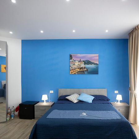 Giuly Suites & Rooms Naples Exterior photo