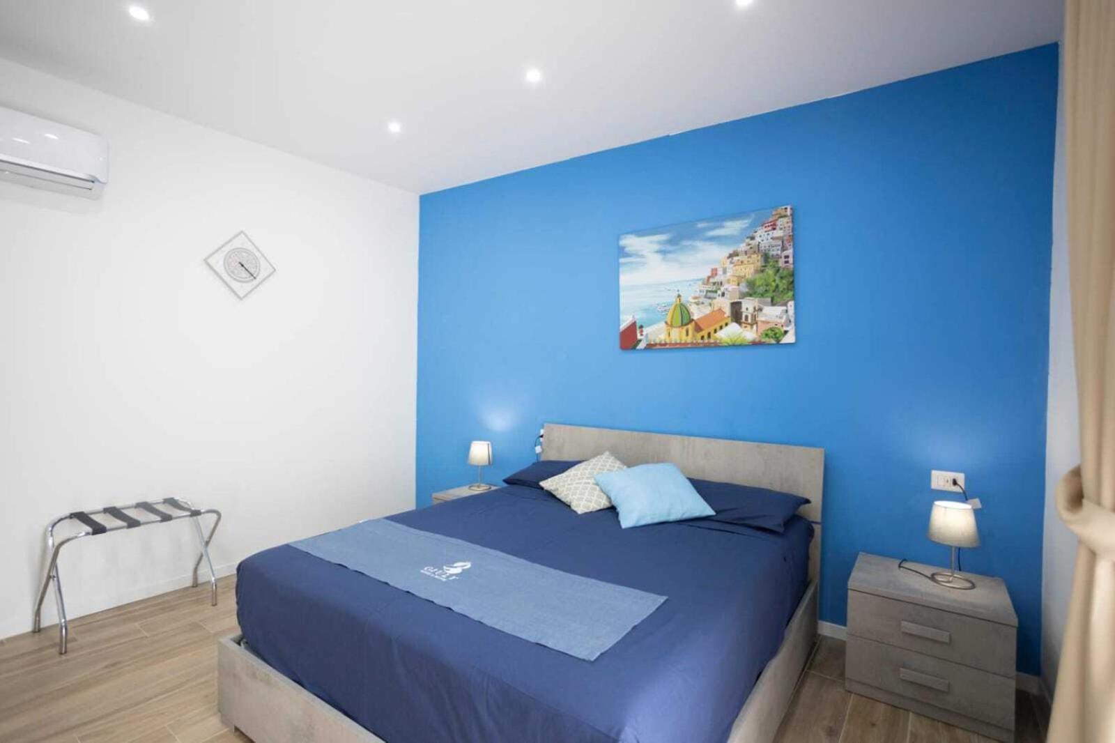 Giuly Suites & Rooms Naples Exterior photo